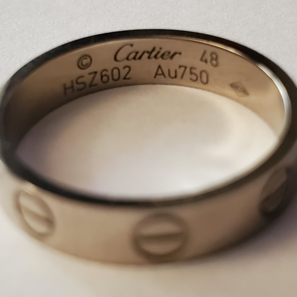 SOLD*Cartier love ring size 48 (aprox size 4.5 us) - Picture 5 of 7